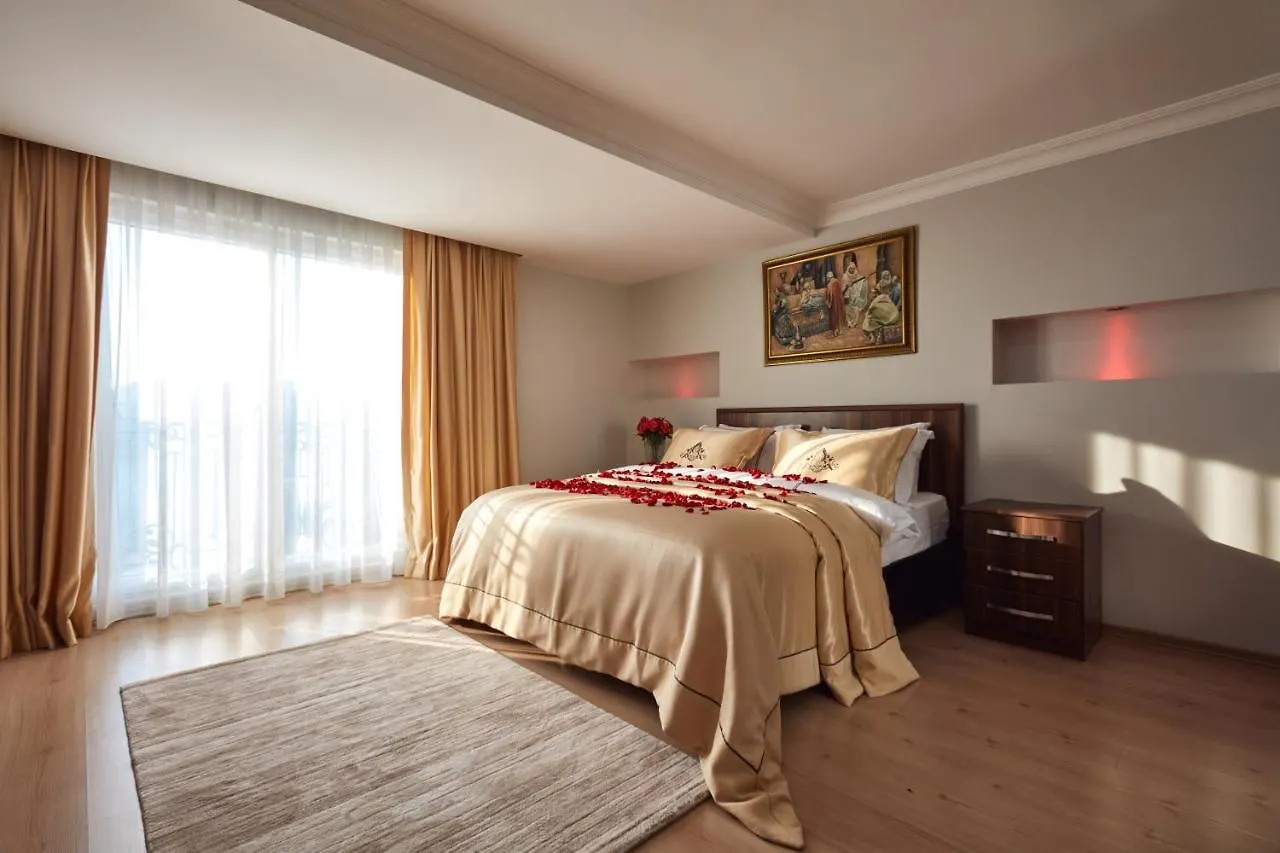 איסטמבול Tarabya Suites טורקיה
