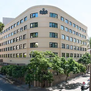 https://le-bristol.beiruthotelsdirect.com